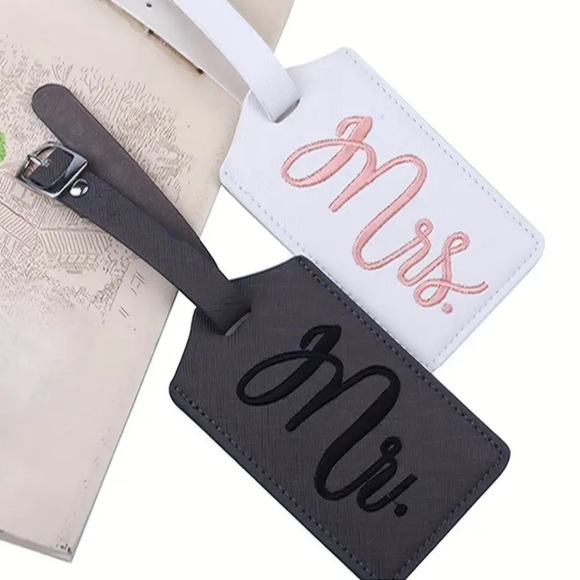 NEW| 2Pcs Premium Embroidered Personalized Wedding Luggage Tag Set Mr & Mrs - Picture 6 of 8